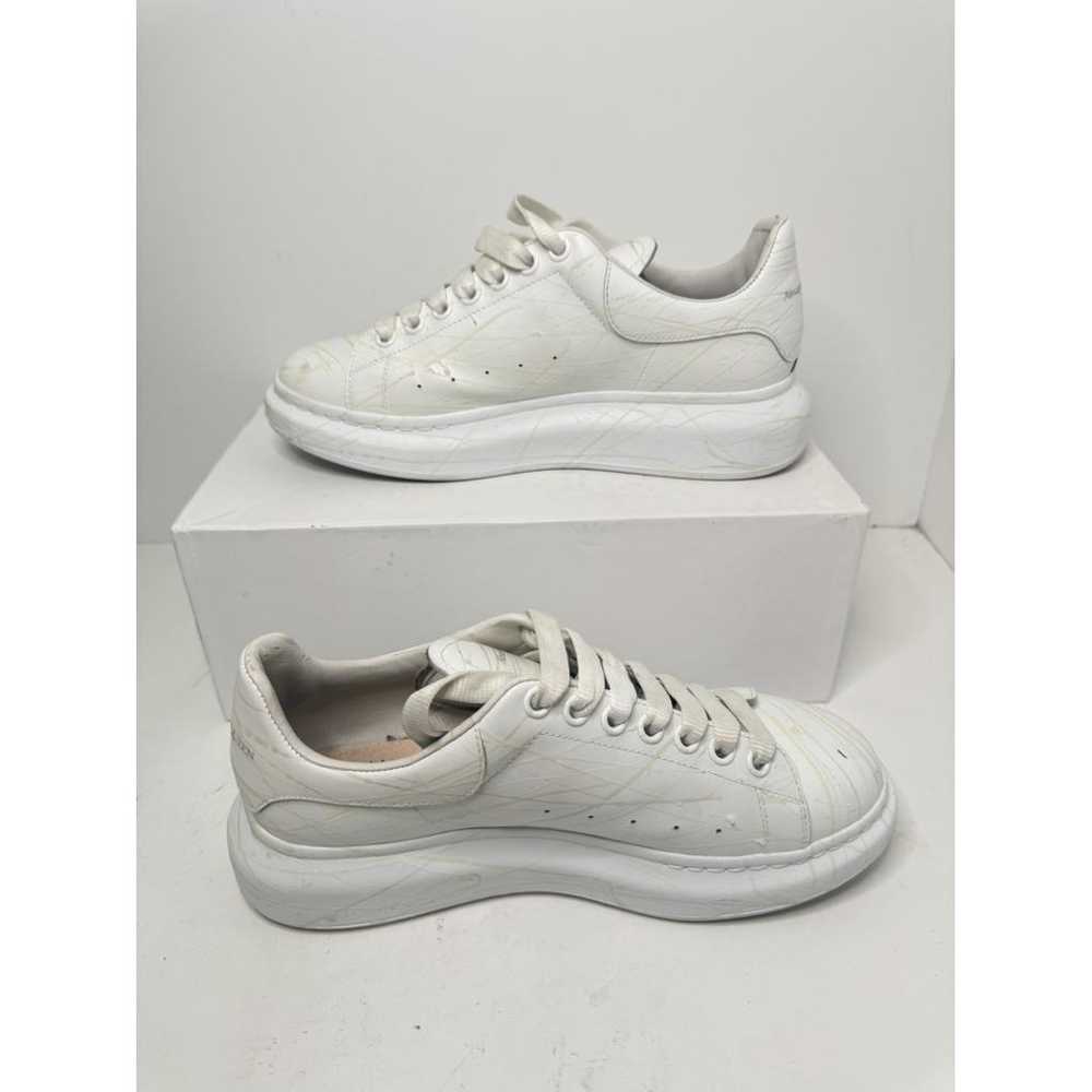 Alexander McQueen Oversize leather low trainers - image 5