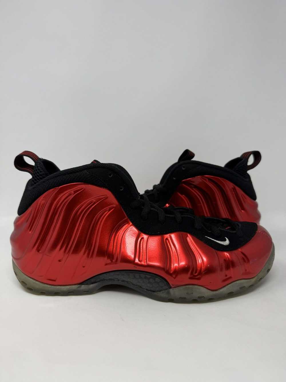 Nike Air Foamposite One Metallic Red 2017 - image 2