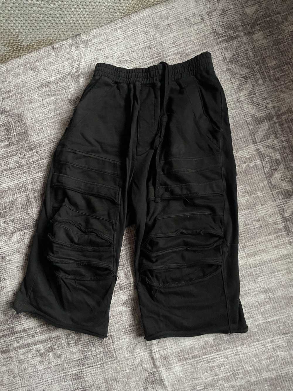 Julius Julius SS11 Cotton Shorts Black - image 4