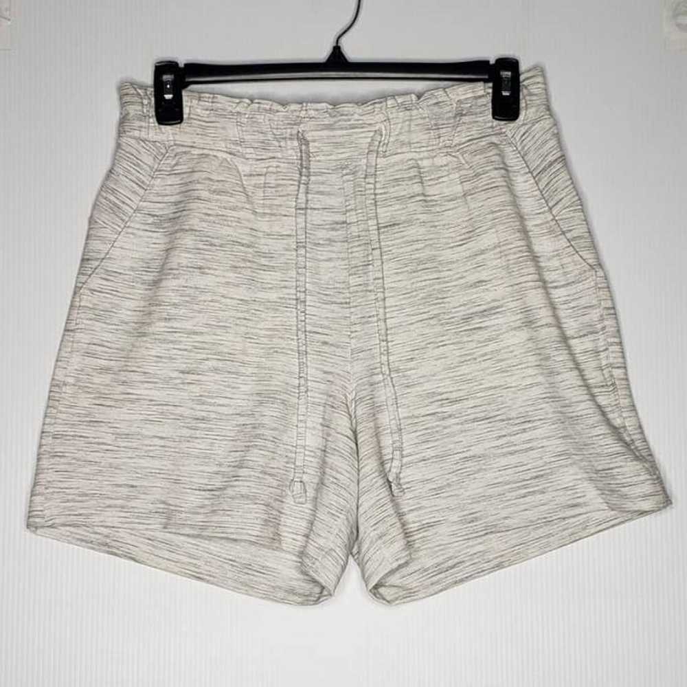 Lululemon Shorts - image 4