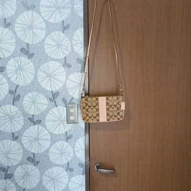 Mint condition Coach shoulder bag