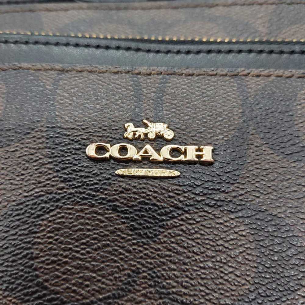 Excellent condition COACH shoulder bag, signature… - image 7