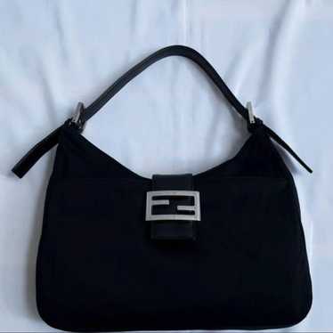 [FENDI] Mamma Bucket Shoulder Handbag