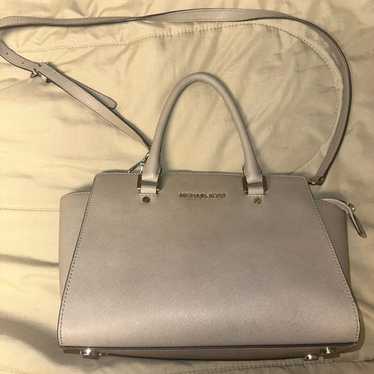 Michael Kors Grey Selma w/ matching wallet