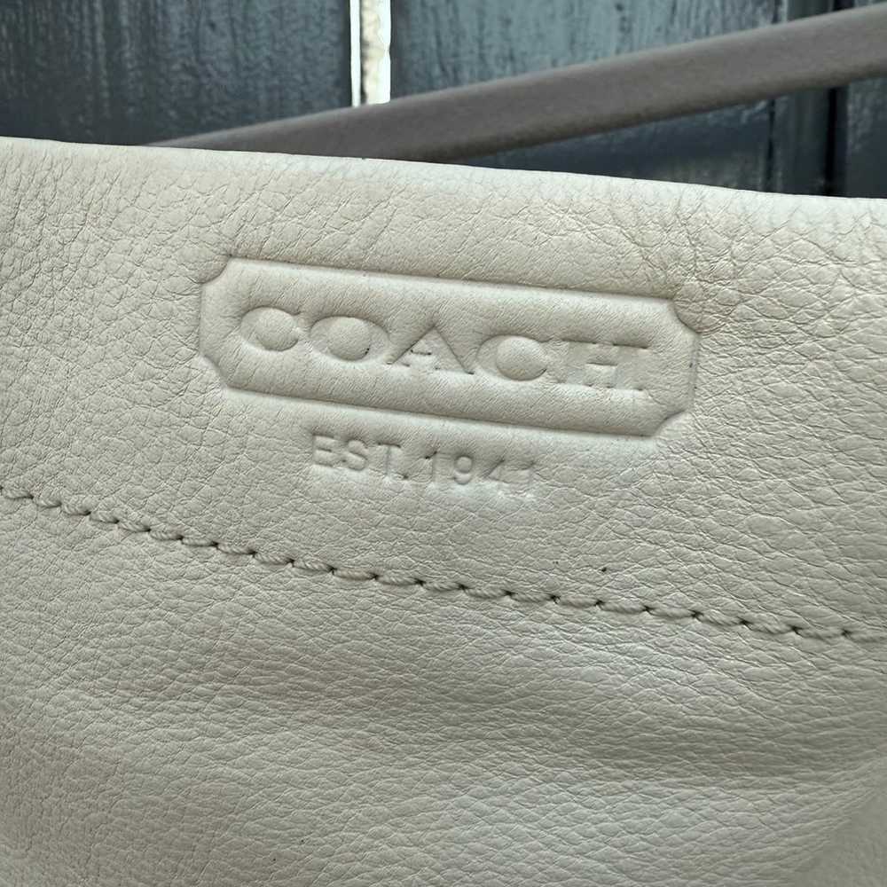 Coach Carly White Bag 10615 - image 4