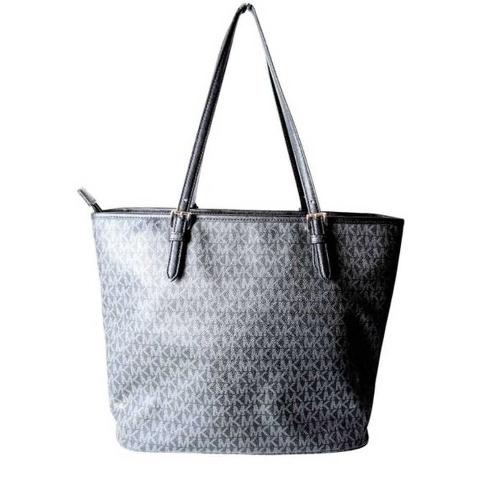 MICHAEL KORS Jet Set Zip Tote - image 6