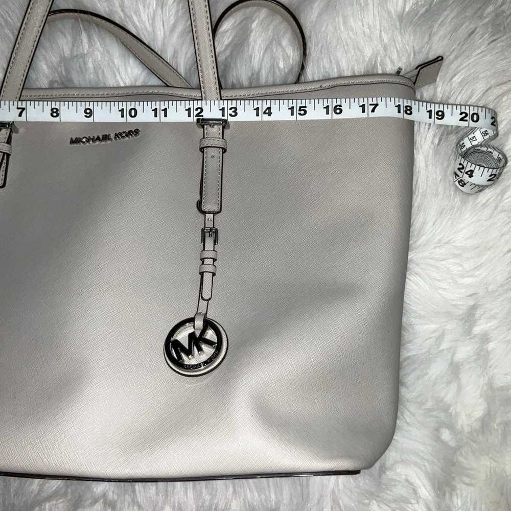 Michael Kors Jet Set Large Carry All Tote - image 12