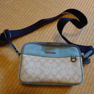 Coach Shoulder Bag for Ladies