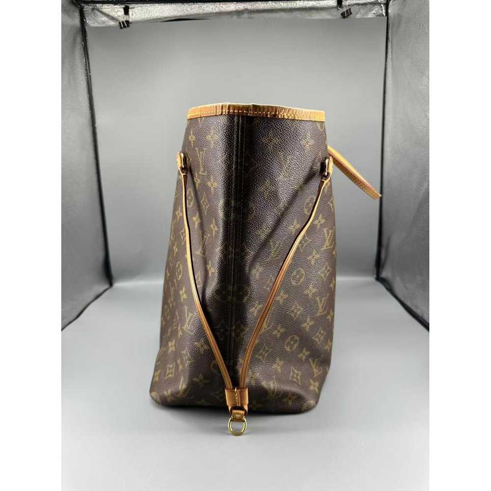 Louis Vuitton Neverfull leather tote - image 2