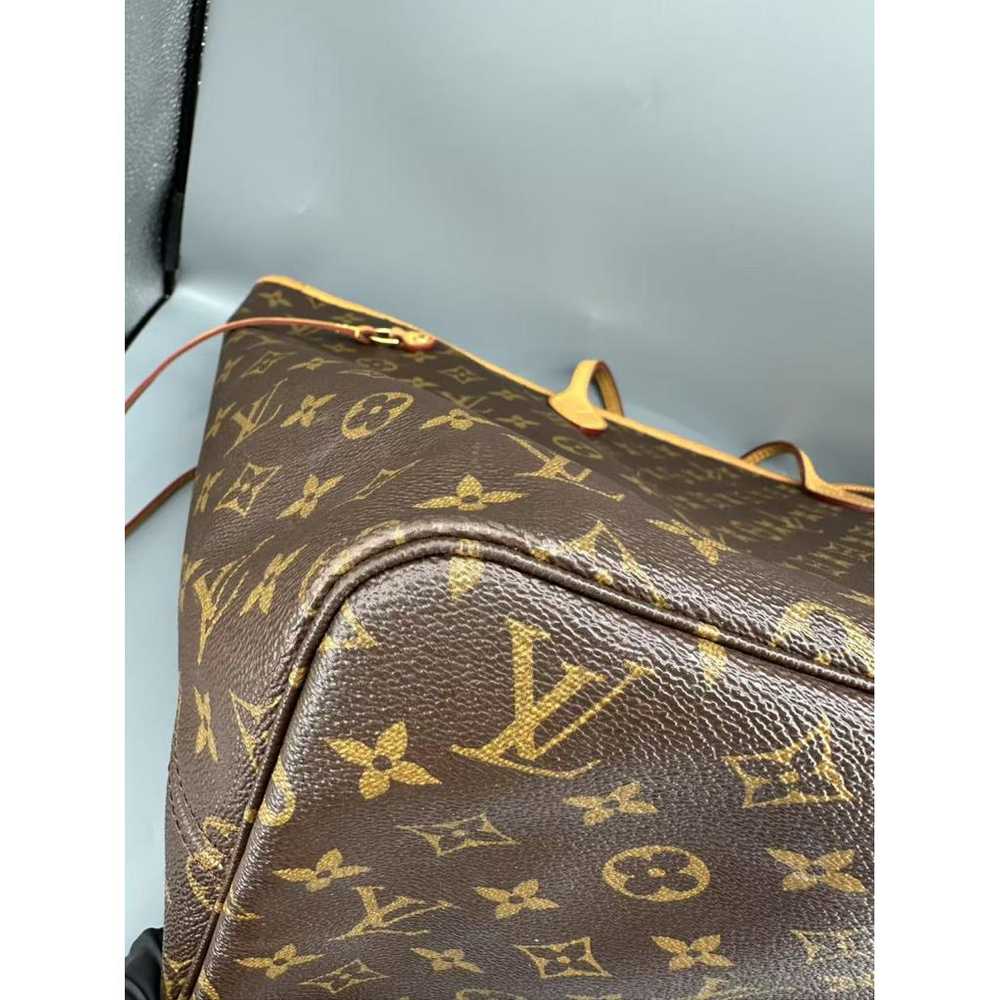 Louis Vuitton Neverfull leather tote - image 9