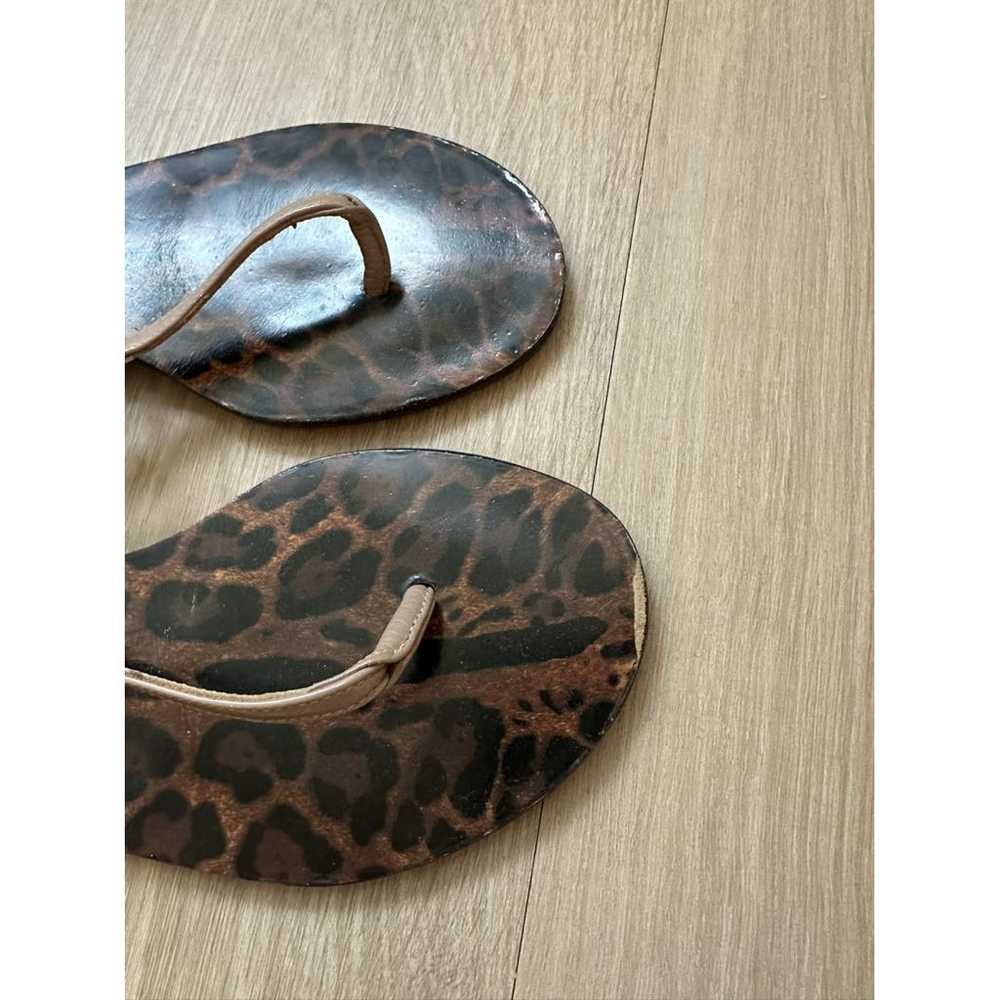 Dolce & Gabbana Leather flip flops - image 6