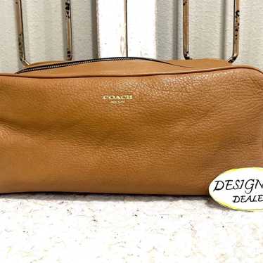 Coach Womens Beige outlet Small makeup bag EUC