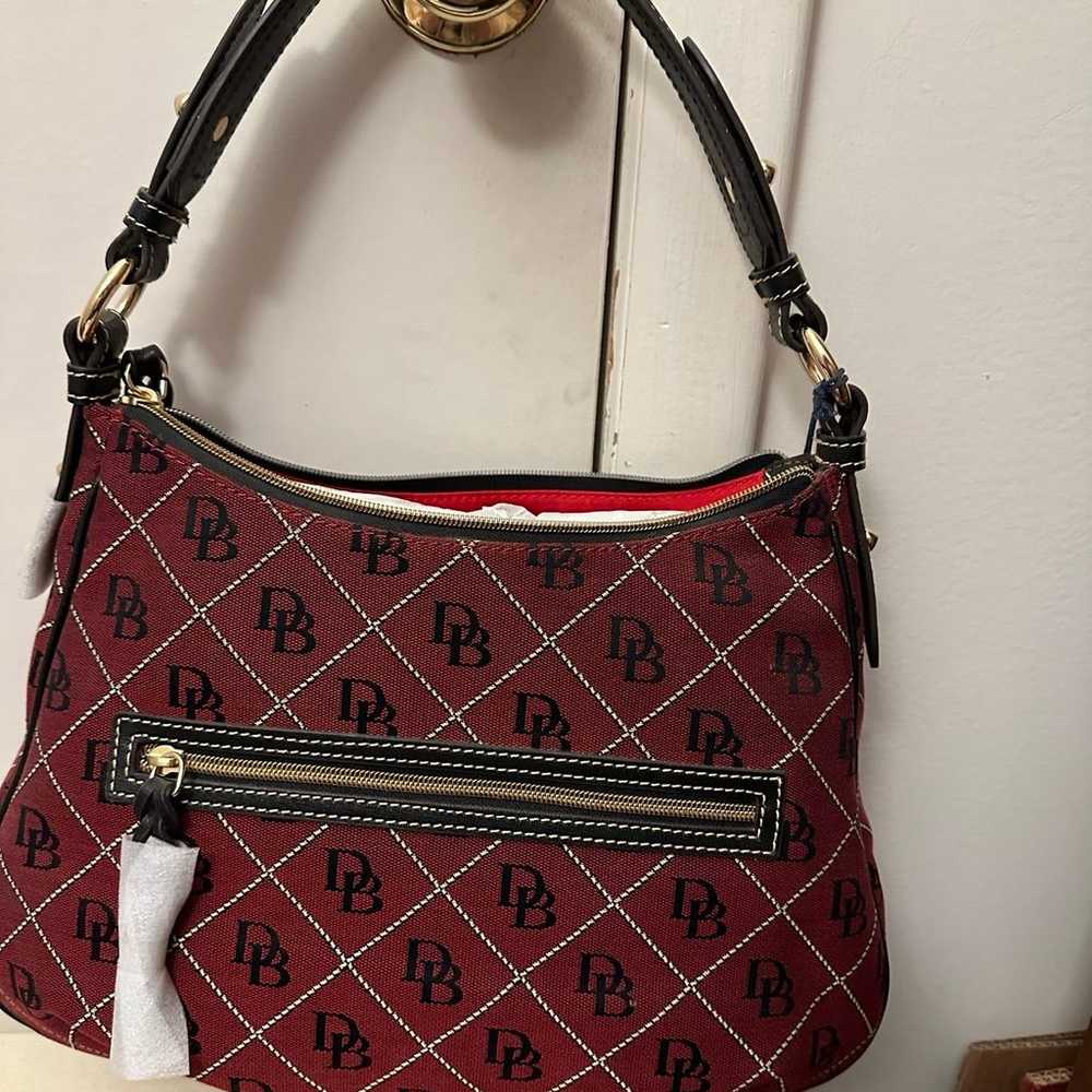 NWOT  Dooney & Bourke East West Collins Hobo - image 2