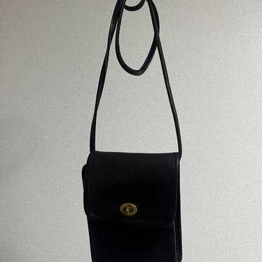 old coach shoulder bag - image 1