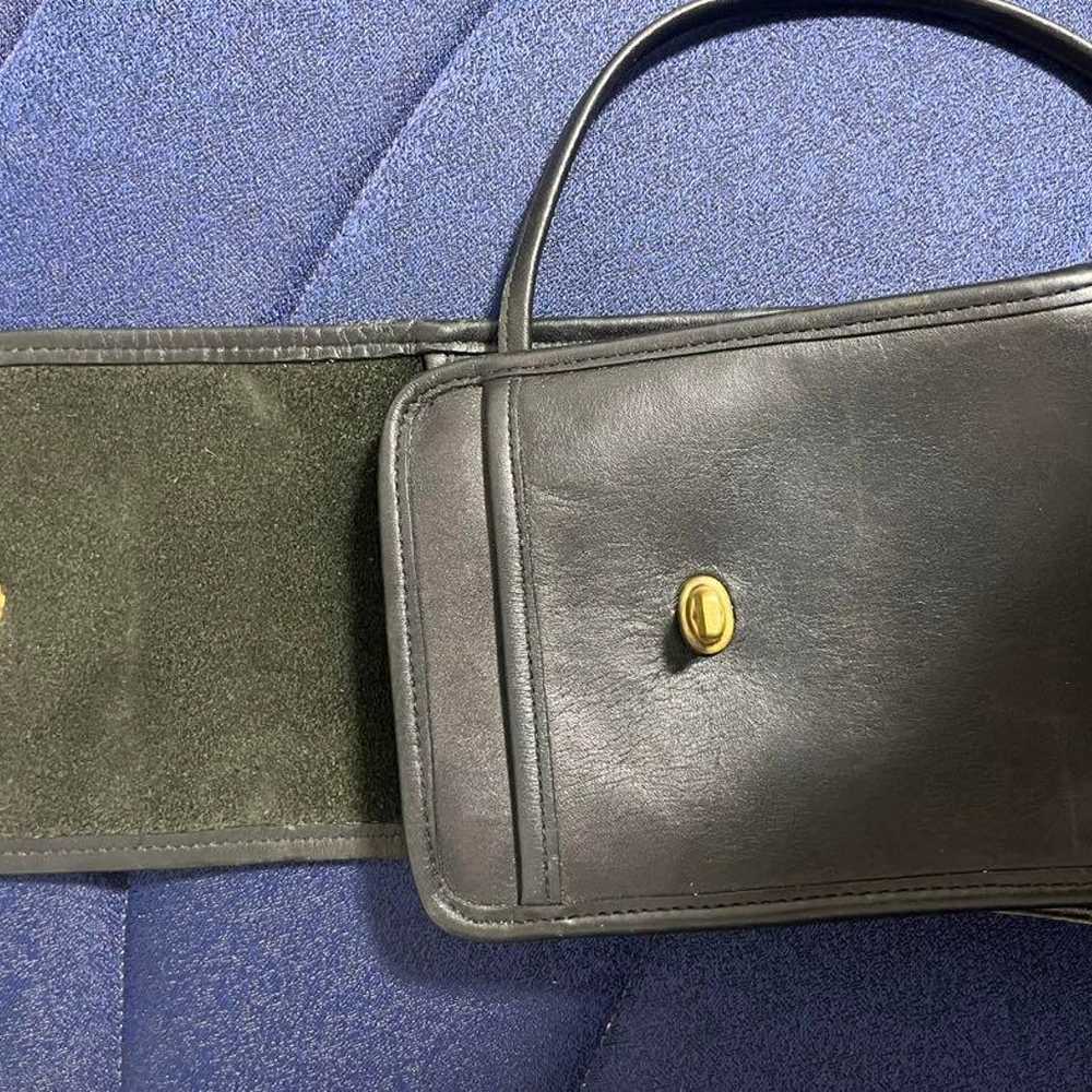 old coach shoulder bag - image 3