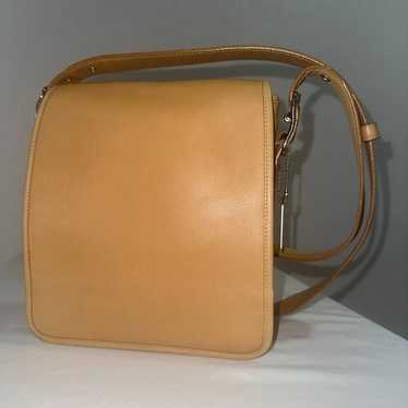 Vintage Coach flap bag tan