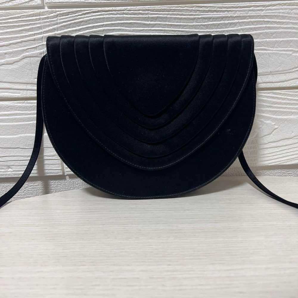 Excellent condition GUCCI shoulder bag pleated vi… - image 1