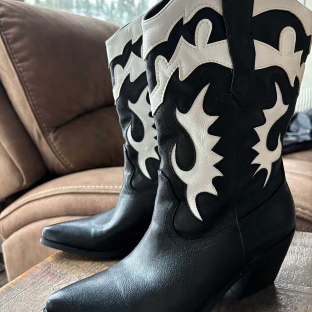 Black and white western cowgirl boots - image 1