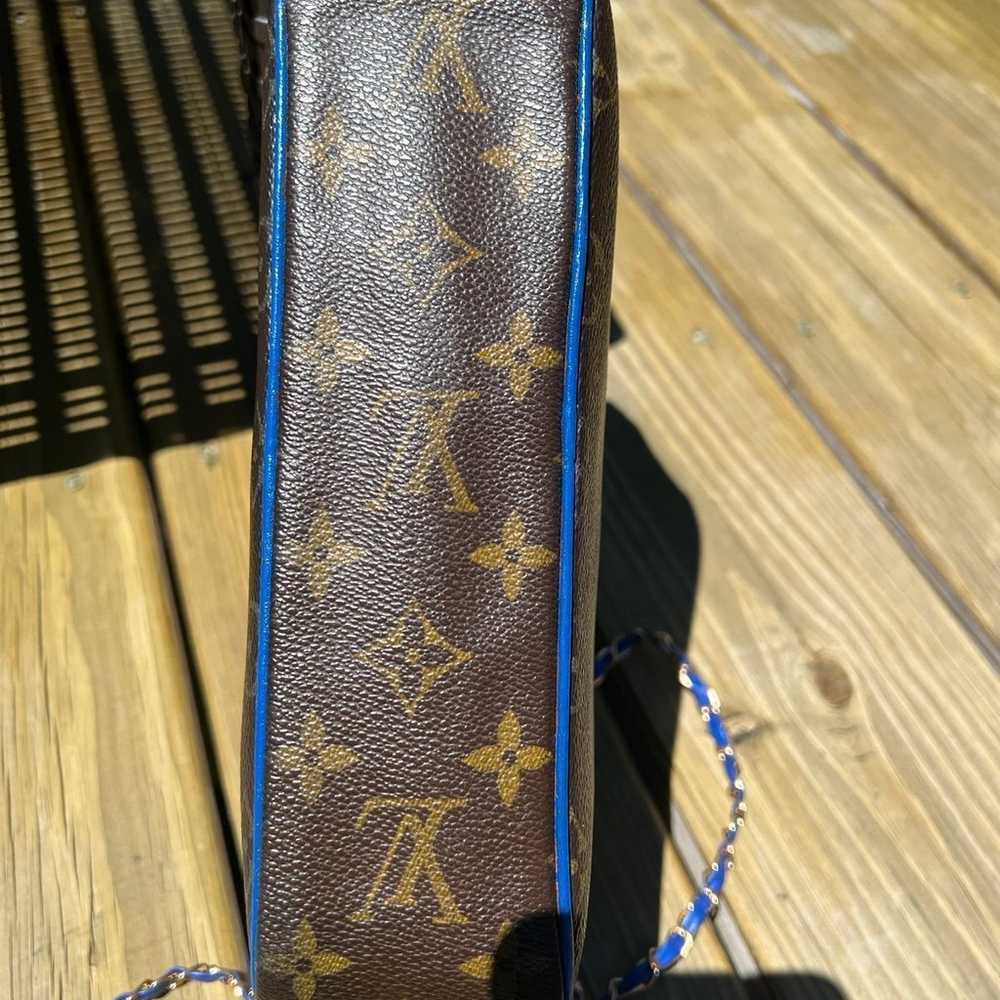 Authentic Louis Vuitton Compiegne 23 - image 9