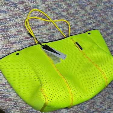 State of escape tote - Gem State of escape tote - Gem