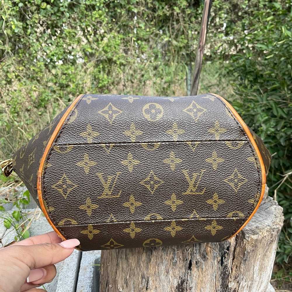 Brown Louis Vuitton Monogram Ellipse MM Handbag - image 5