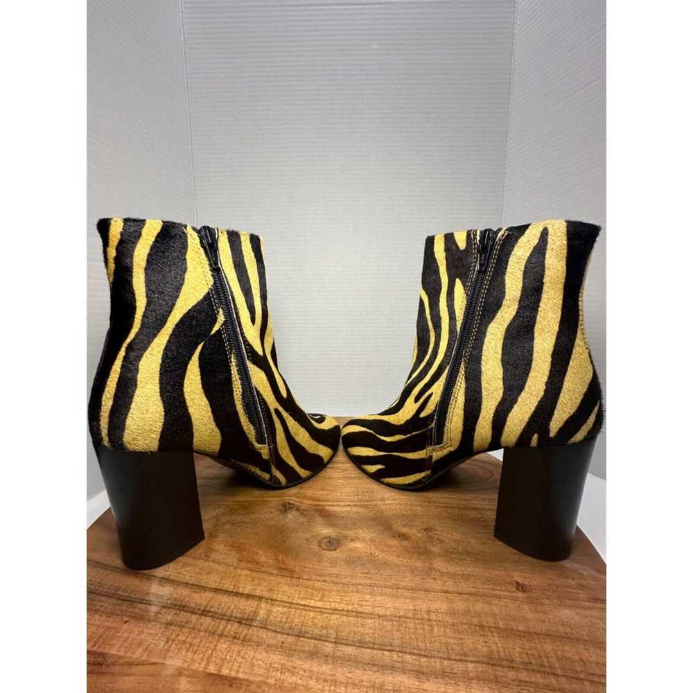 ASOS DESIGN heeled Chelsea boots Zebra print Wome… - image 10