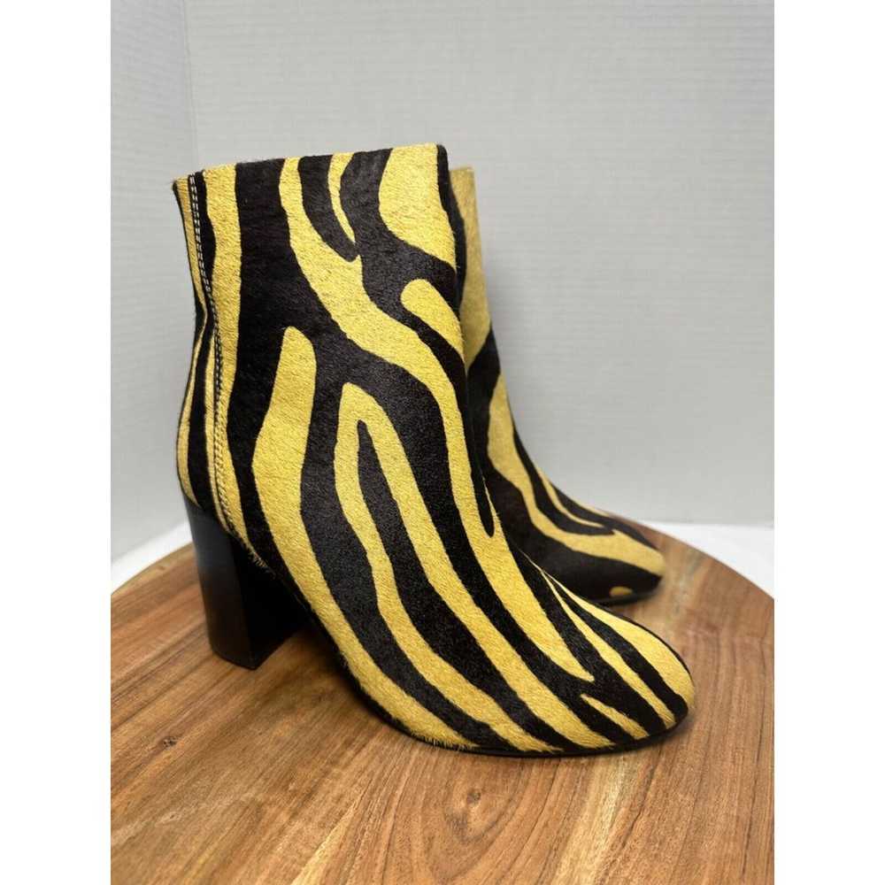 ASOS DESIGN heeled Chelsea boots Zebra print Wome… - image 1