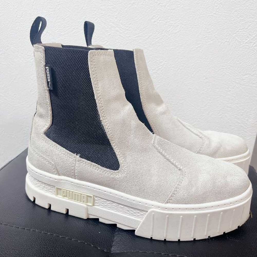 White Suede Side Gore Boots with Thick Sole - image 2