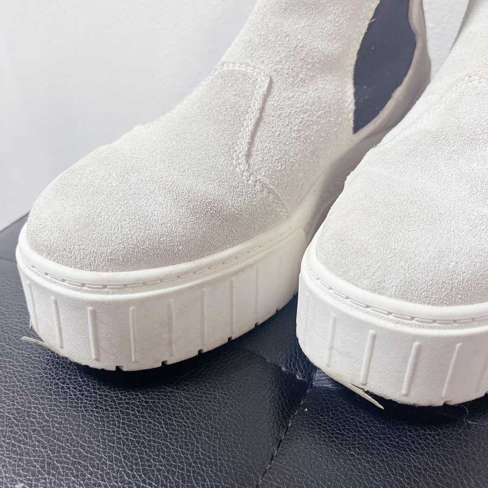 White Suede Side Gore Boots with Thick Sole - image 8