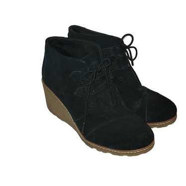 Toms Suede Crepe Desert Wedge Bootie, 8.5