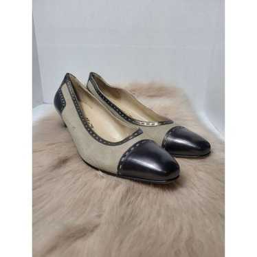 Salvatore Ferragamo Vintage Spectator Pumps taupe… - image 1