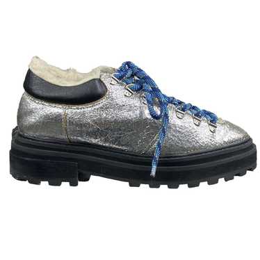 Schutz Women’s Lucille Silver Metallic Lined Hikin