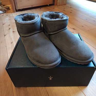 EMU Australia Sheepskin Boots 24cm - image 1