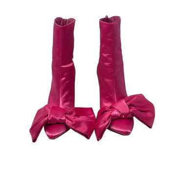 Pink Elephant hot pink Iconic Bow heel booties siz