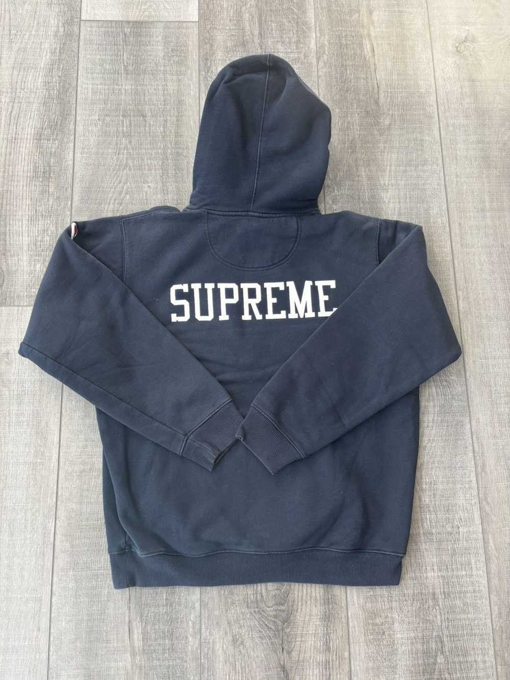 Champion × Supreme Supreme Champion Hooded Sweats… - image 2