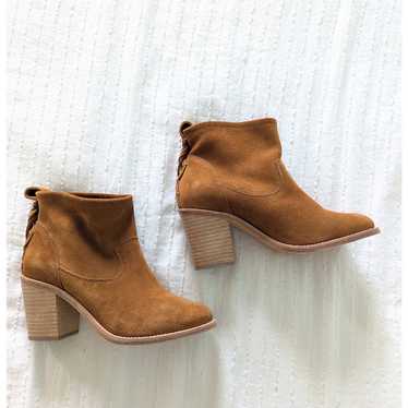 Soludos Tan Suede Block Heel Bootie size 7