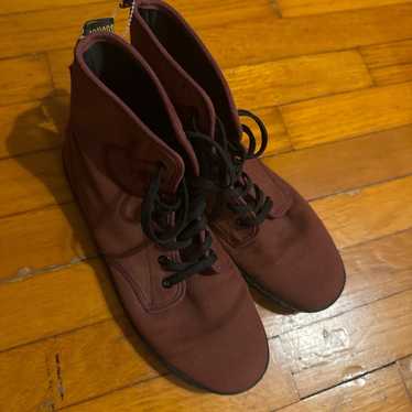 Doc martens size 9 shoes