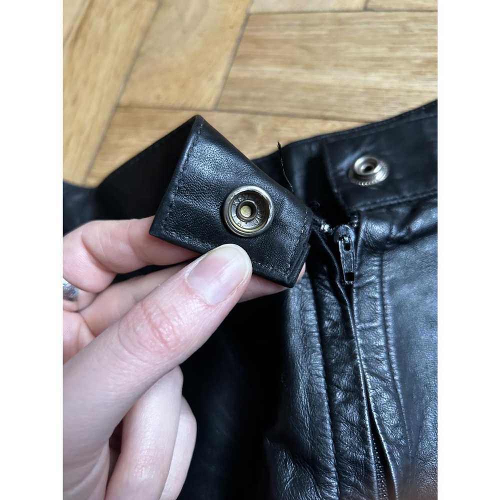 Non Signé / Unsigned Leather mini skirt - image 3