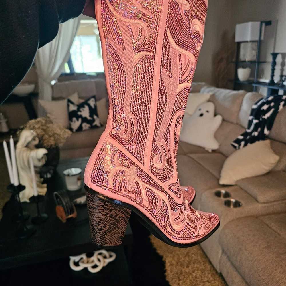 New pink cowgirl boots - image 7