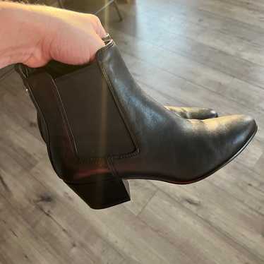 Sam Edelman “Reesa” black chelsea boots