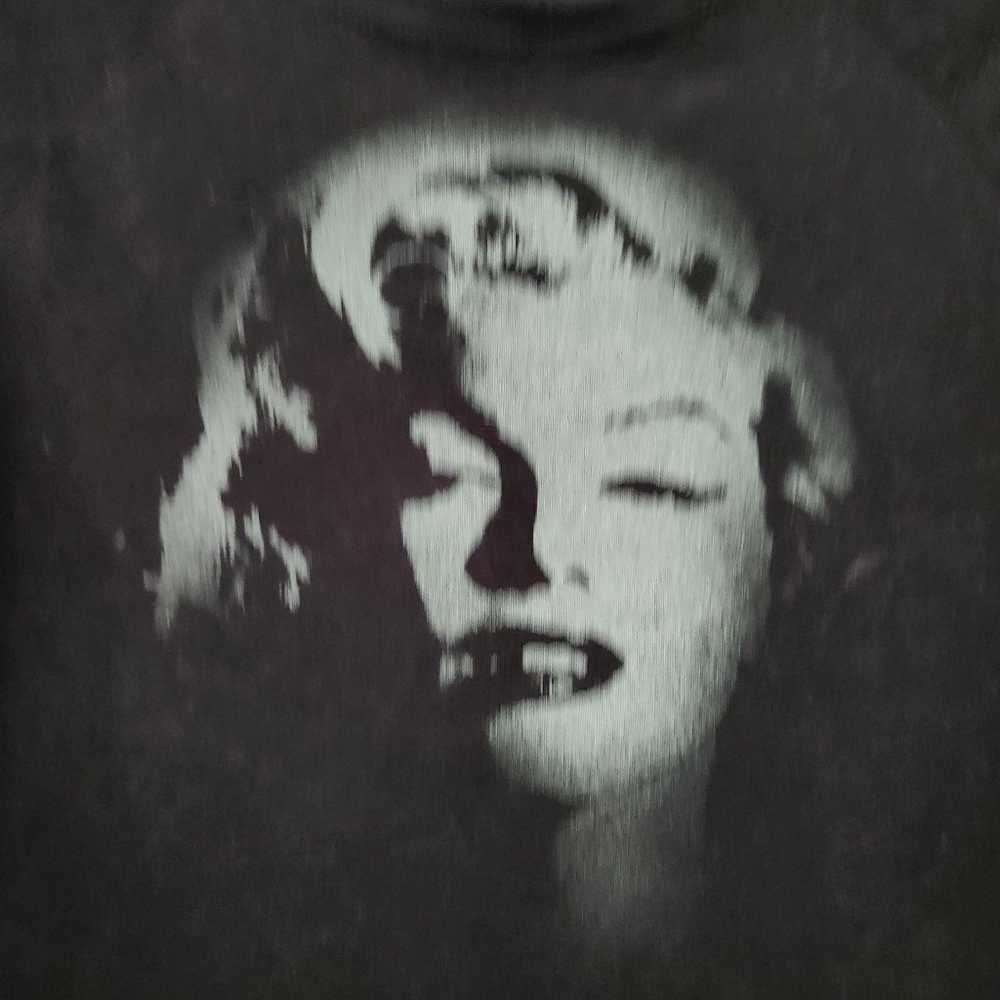 Marilyn Monroe Black Longsleeved Tee S - image 7