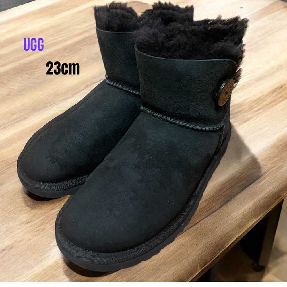 UGG Australia Mini Bailey Button Sheepskin Boots - image 2