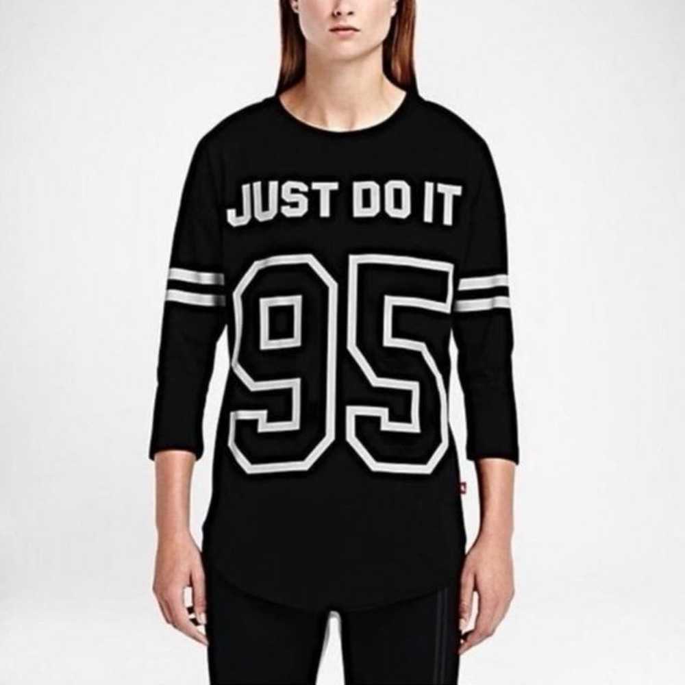 Vintage Nike jersey style tee - image 1