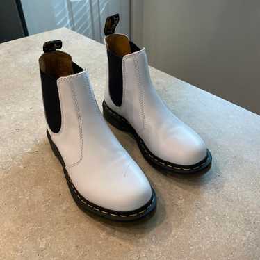 Dr Martens Chelsea Boots