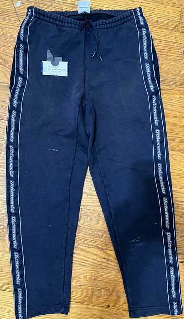 Vetements Vetements Sweatpants Tapered logo Rare