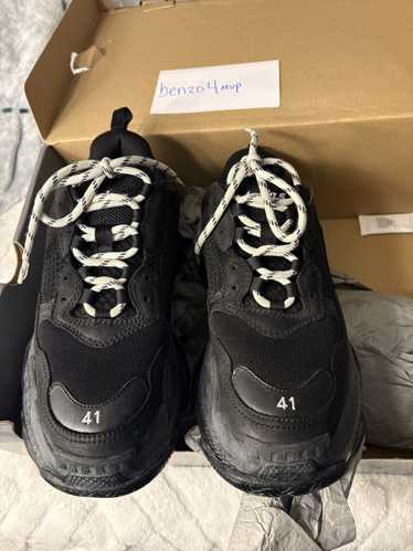 Balenciaga Balenciaga Triple S Sneakers