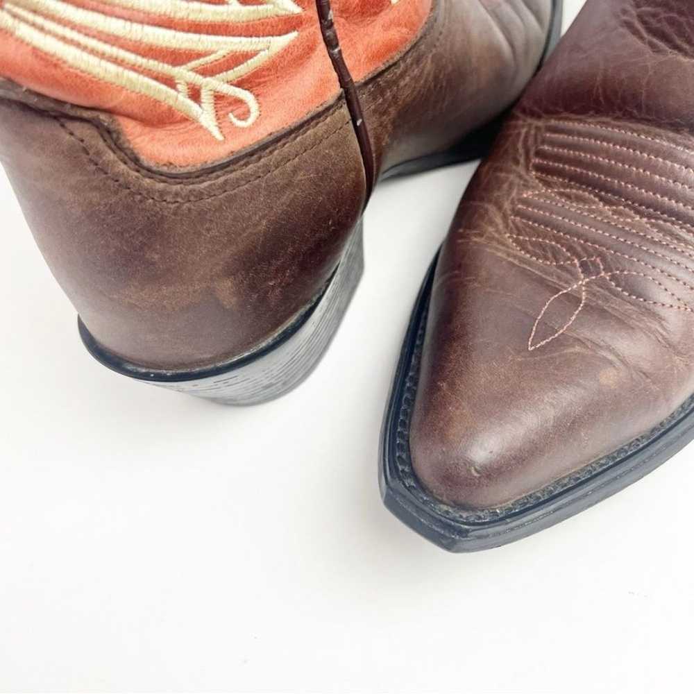 ARIAT Heritage Brown Leather Pink Embroidered Poi… - image 11