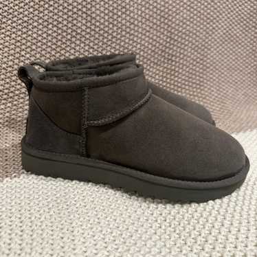 Ugg ultra Mini boot