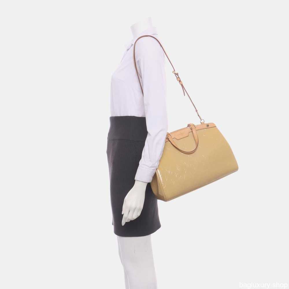 Louis Vuitton Bréa patent leather handbag - image 2