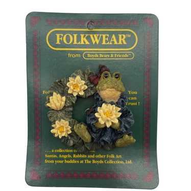 Boyds Bears Friends Folkwear Pin Frog in a Lily Pa